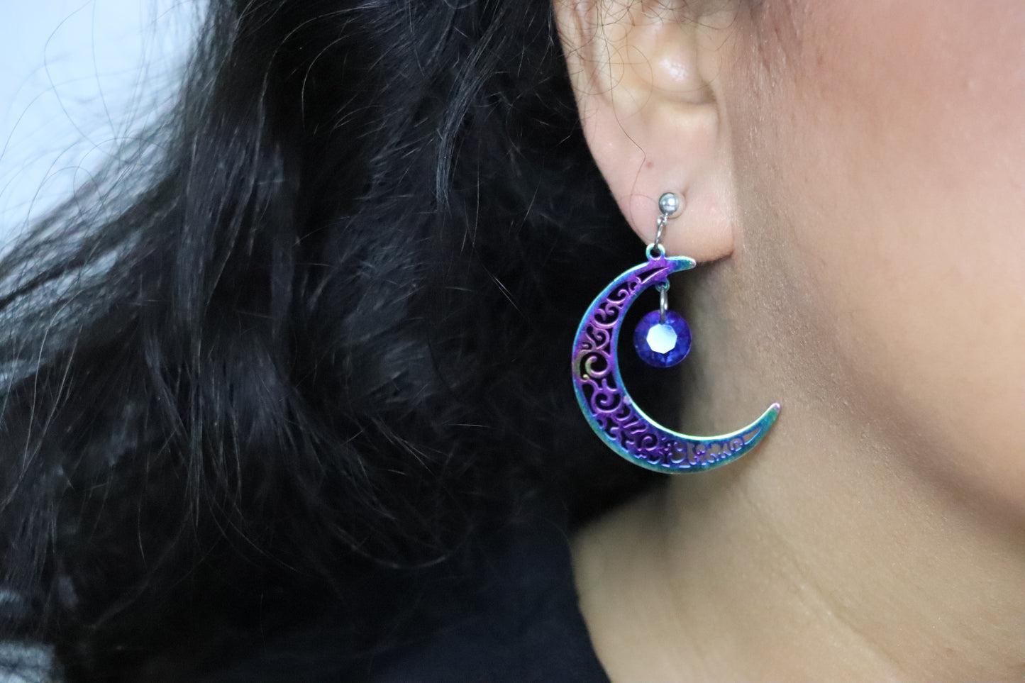 Blue crescent