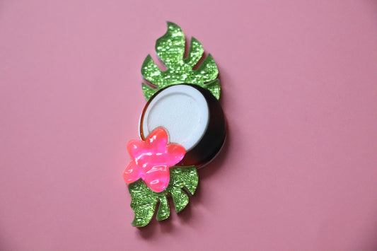 Broche Coconut Club