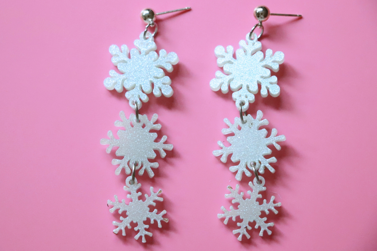 Shimmering snowflake