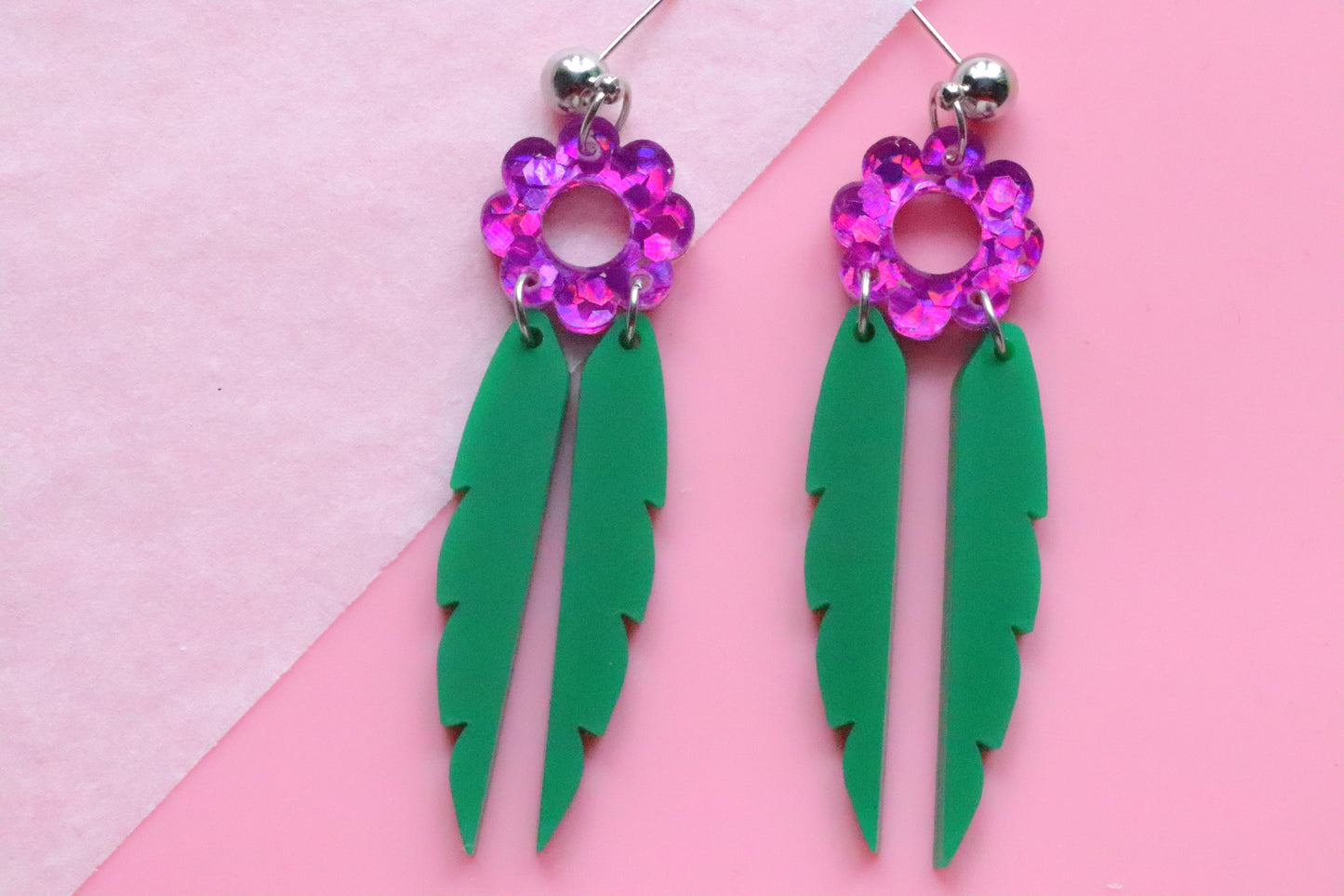 Holographic daisy with leaves Earrings